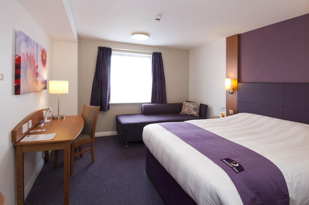 Premier Inn Stratford- Upon- Avon Central Εξωτερικό φωτογραφία