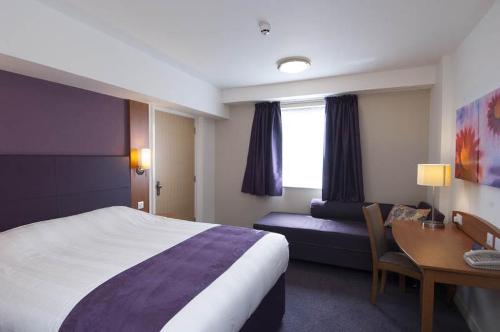 Premier Inn Stratford- Upon- Avon Central Εξωτερικό φωτογραφία